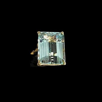 Aquamarine Yellow Gold Ring - Jacob's Diamond and Estate Jewelry