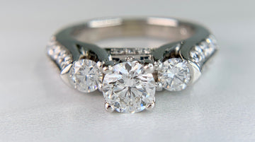 Robbins Brothers Diamond Engagement Ring 14k