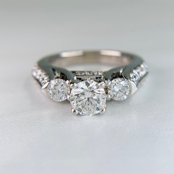 Robbins Brothers Diamond Engagement Ring 14k - Jacob's Diamond and Estate Jewelry