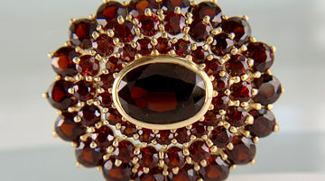 Garnet Brooch 10k