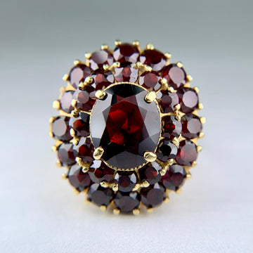 Vintage Garnet Cluster Ring Italy 18k Yellow Gold - Jacob's Diamond and Estate Jewelry