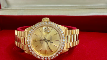 Vintage 1982 Datejust Rolex 6917 with Diamond Bezel 18k Yellow Gold Complete