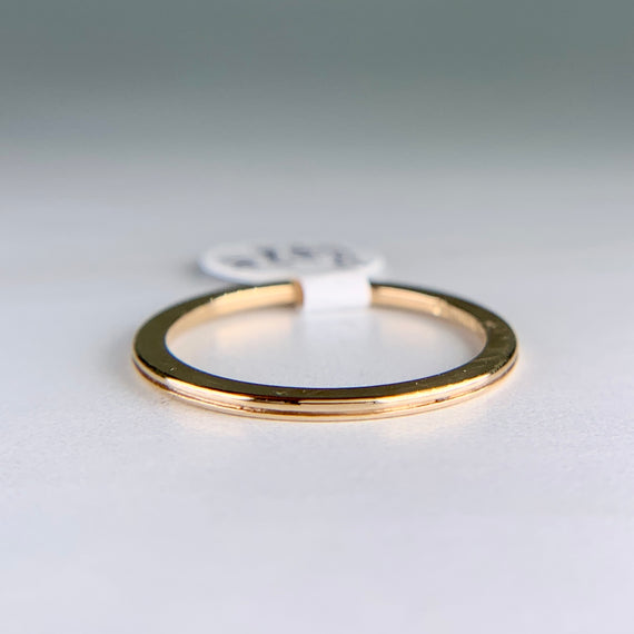 Vintage 1983 Gold Band Ring 18k Yellow Gold - Jacob's Diamond and Estate Jewelry