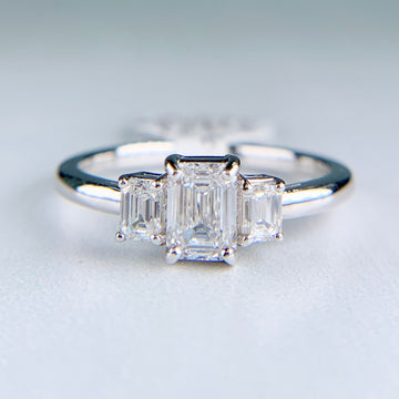 Emerald Cut Diamond 3 Stone Ring Platinum