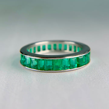 Vintage Emerald Eternity Band Ring Platinum