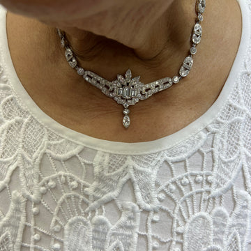 Art Deco 15.50 Carats Diamond Platinum Necklace