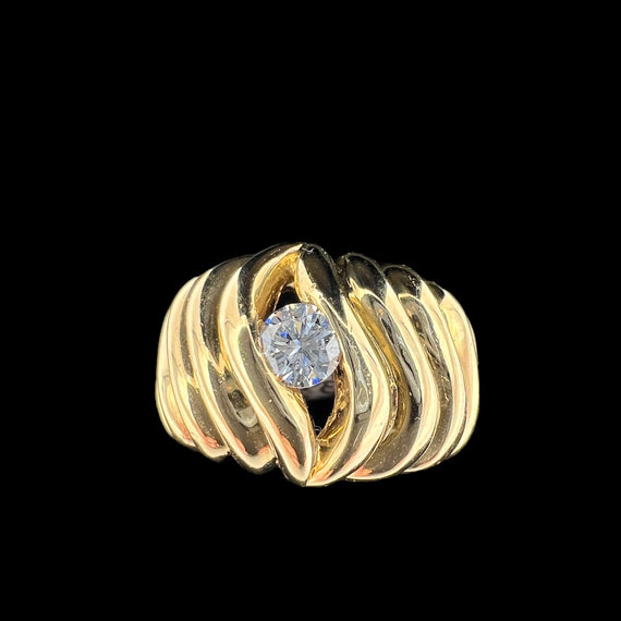 1970s Fluted Semi Dome Diamond Yellow Gold Solitaire Ring