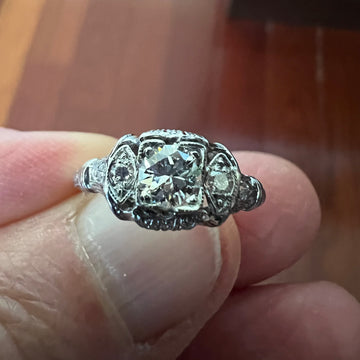 1930s Art Deco Diamond Platinum Engagement Ring