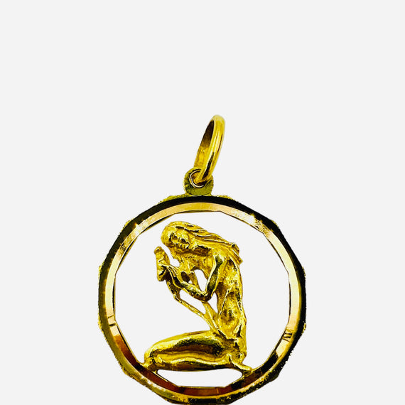 Virgo Zodiac 18k Yellow Gold Pendant Circa 1970s