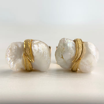 Vintage William Ruser Freshwater Pearl Cufflinks 18k Yellow Gold - Jacob's Diamond and Estate Jewelry