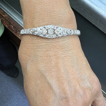 1930s Art Deco Filigree Diamond White Gold Bracelet