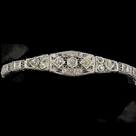 1930s Art Deco Filigree Diamond White Gold Bracelet