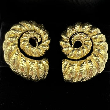 David Webb Nautilus Hammered Yellow Gold Clip On Earrings