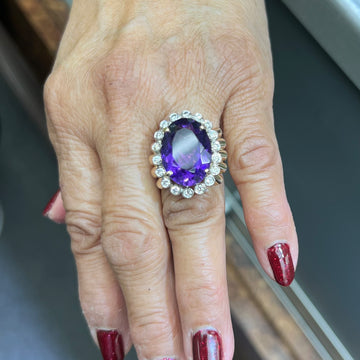 1950s Retro Amethyst Diamond Yellow Gold Cocktail Ring