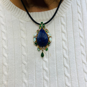 1970s Lapis Emerald Opal Diamond Yellow Gold Pendant Brooch