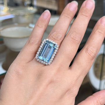 1960's Vintage 17.5 Carat Aquamarine and Diamond Statement Ring 18k White Gold