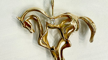 1970's 3D Diamond Horse Pendant 14k Yellow Gold