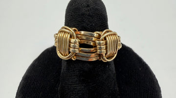 14k Yellow Gold Elephant Hair Ring Circa 1970s Size 5.25