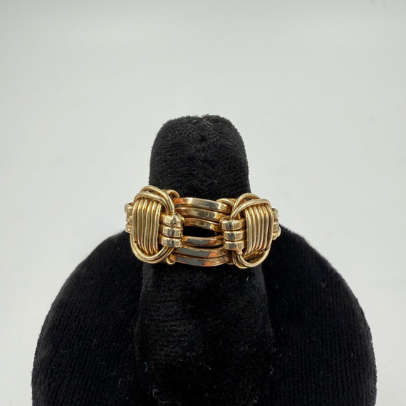 14k Yellow Gold Elephant Hair Ring Circa 1970s Size 5.25 - Jacob's Diamond and Estate Jewelry
