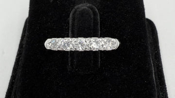 1950s Vintage 5 Stone Diamond Platinum Band Ring