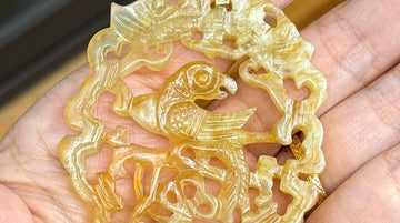 Vintage Carved Nephrite Jade Bird Pendant 14k Yellow Gold