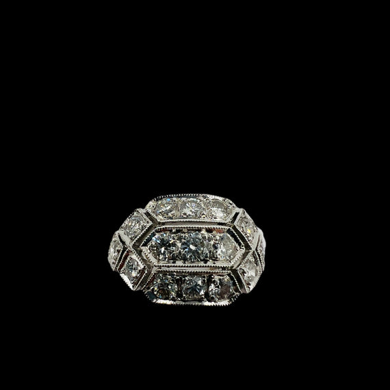 Cluster Diamond 18k White Gold Ring - Jacob's Diamond and Estate Jewelry