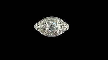 1930s Art Deco Diamond Platinum Engagement Ring