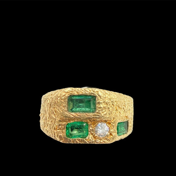 Emerald Diamond 18k Yellow Gold Ring Size 11.5