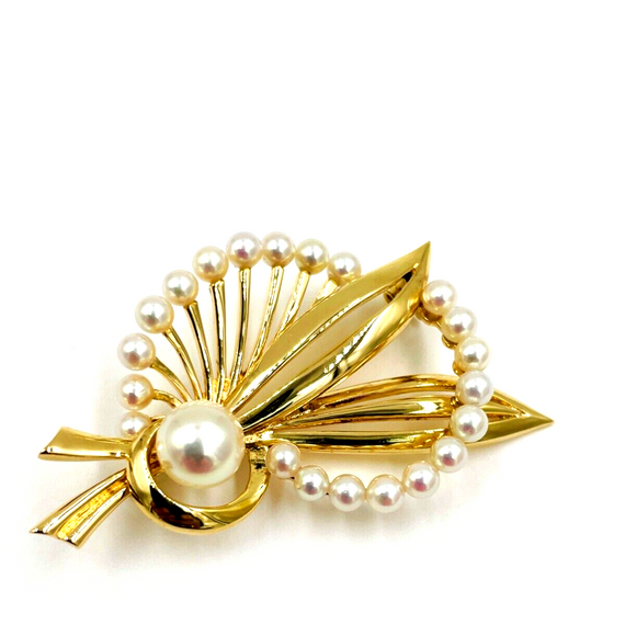 1950s Mikimoto Pearl Yellow Gold Brooch - Jacob's Diamond and Estate Jewelry